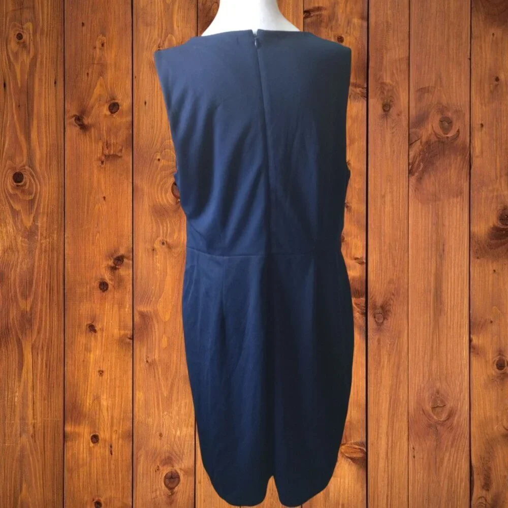 Trixxi  Size 16 Blue Sheath Dress Floral Lace Accents Classic Party Feminine